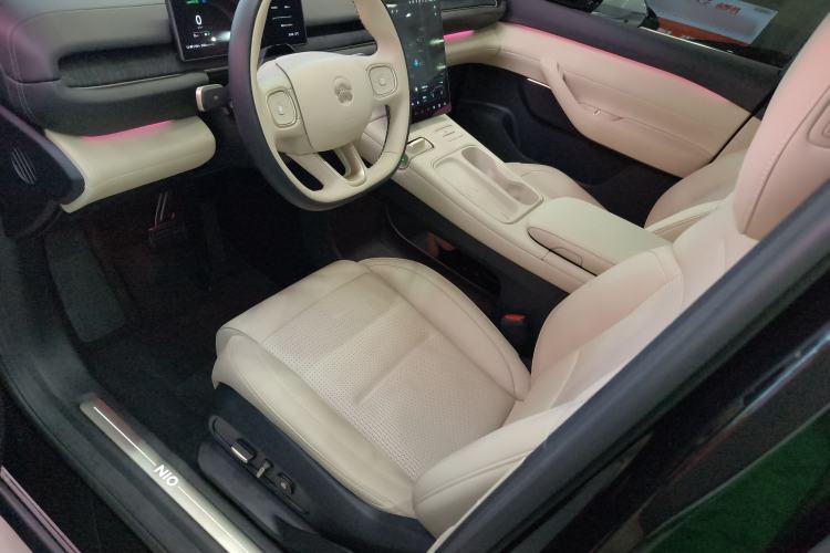 Used Nio ES6 2023 75 kWh Left Front Seat