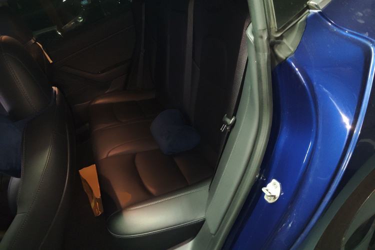 Used Tesla Model 3 2019 Long-Range Rear-Wheel-Drive Version