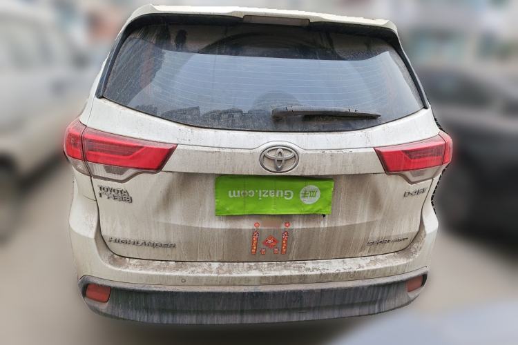 Used Toyota Highlander 2018 2.0T Four-Wheel Drive Luxury Edition 7 Seats China V Emission Standard