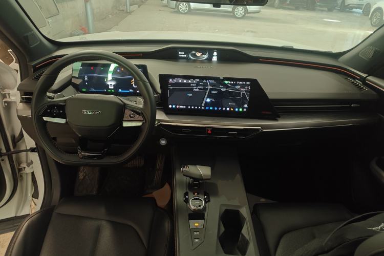 Used Oshan Z6 New Energy 2023 ZhiDian iDD 150KM Flagship PLUS
