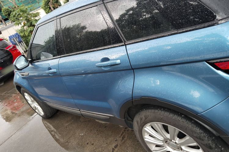 Used Land Rover Range Rover Evoque 2015 2.0T Five-Door Zhiyao Edition
