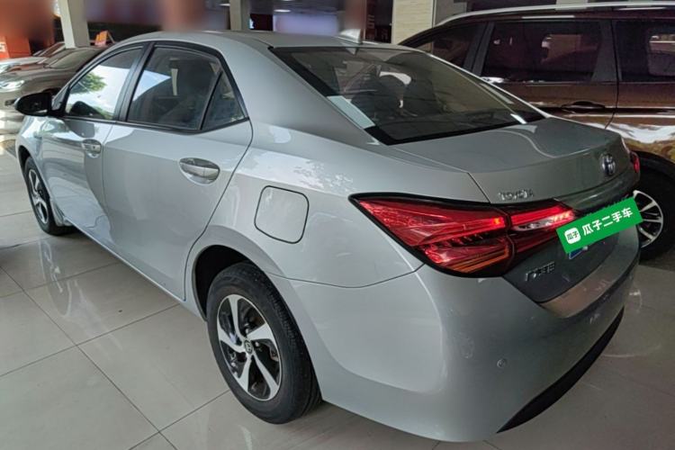 Used Toyota Levin 2017 Revised Dual-Engine 1.8H GS E-CVT Elite Sunroof Version China V Standard
