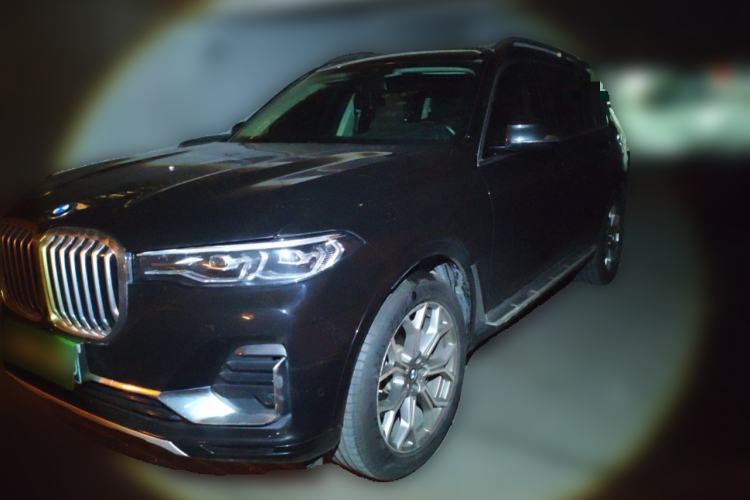 Used BMW X7 2020 xDrive40i Luxury Package with Leading Features