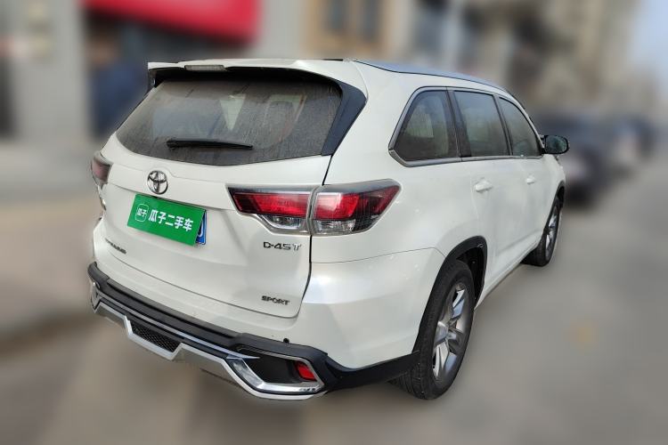 Used Toyota Highlander 2015 2.0T Two-Wheel Drive Luxury Edition 7 Seats
