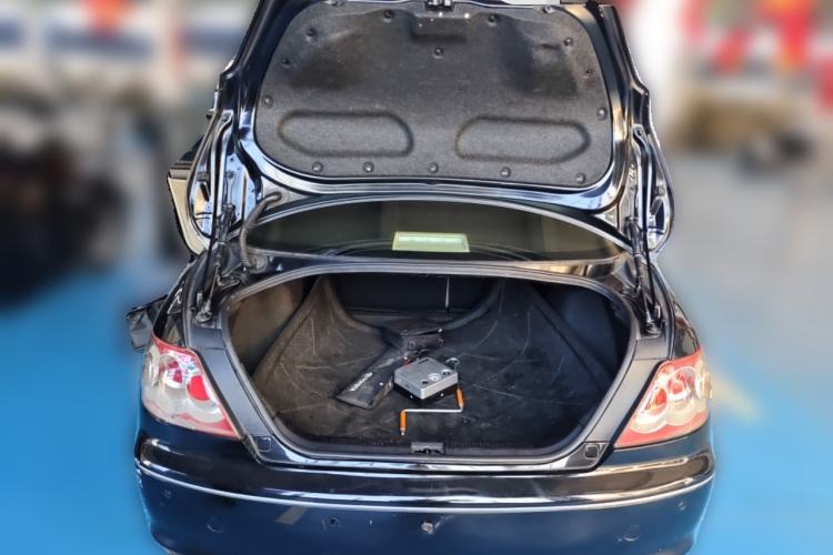 Used Toyota Reiz 2008 2.5S Special Commemorative Edition Trunk