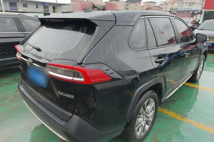 Used Toyota Wildlander 2022 2.0L CVT Two-Wheel Drive Luxury PLUS Edition
