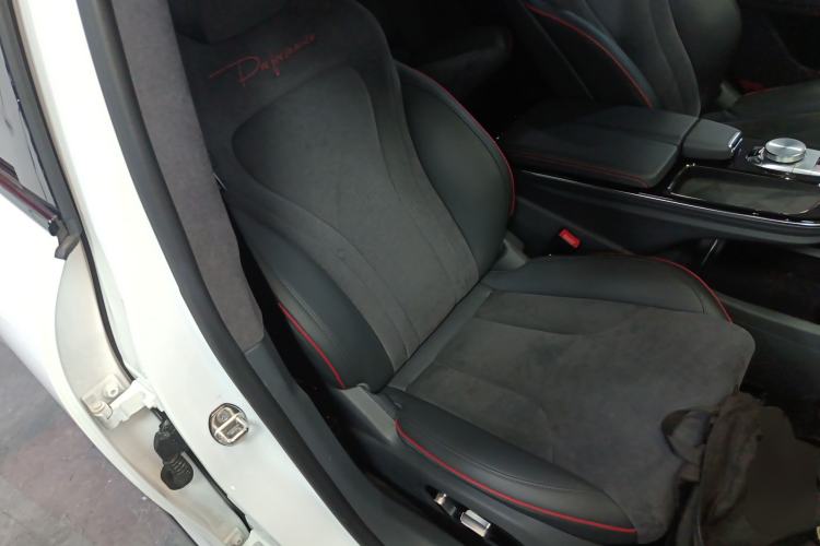 Used ARCFOX Alpha S 2022 HI Edition Advanced Version Right Front Seat