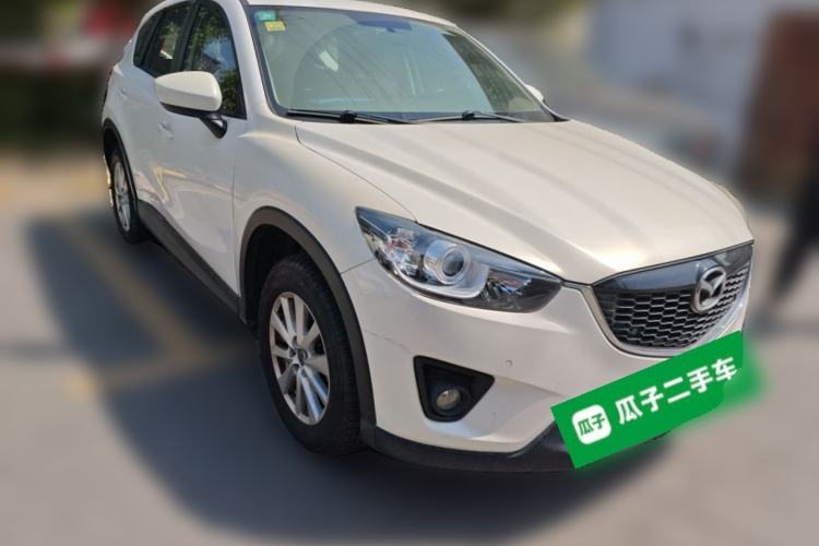 Used Mazda CX-5 2014 2.0L Automatic Two-Wheel Drive Urban Version Front Right 45 Deg