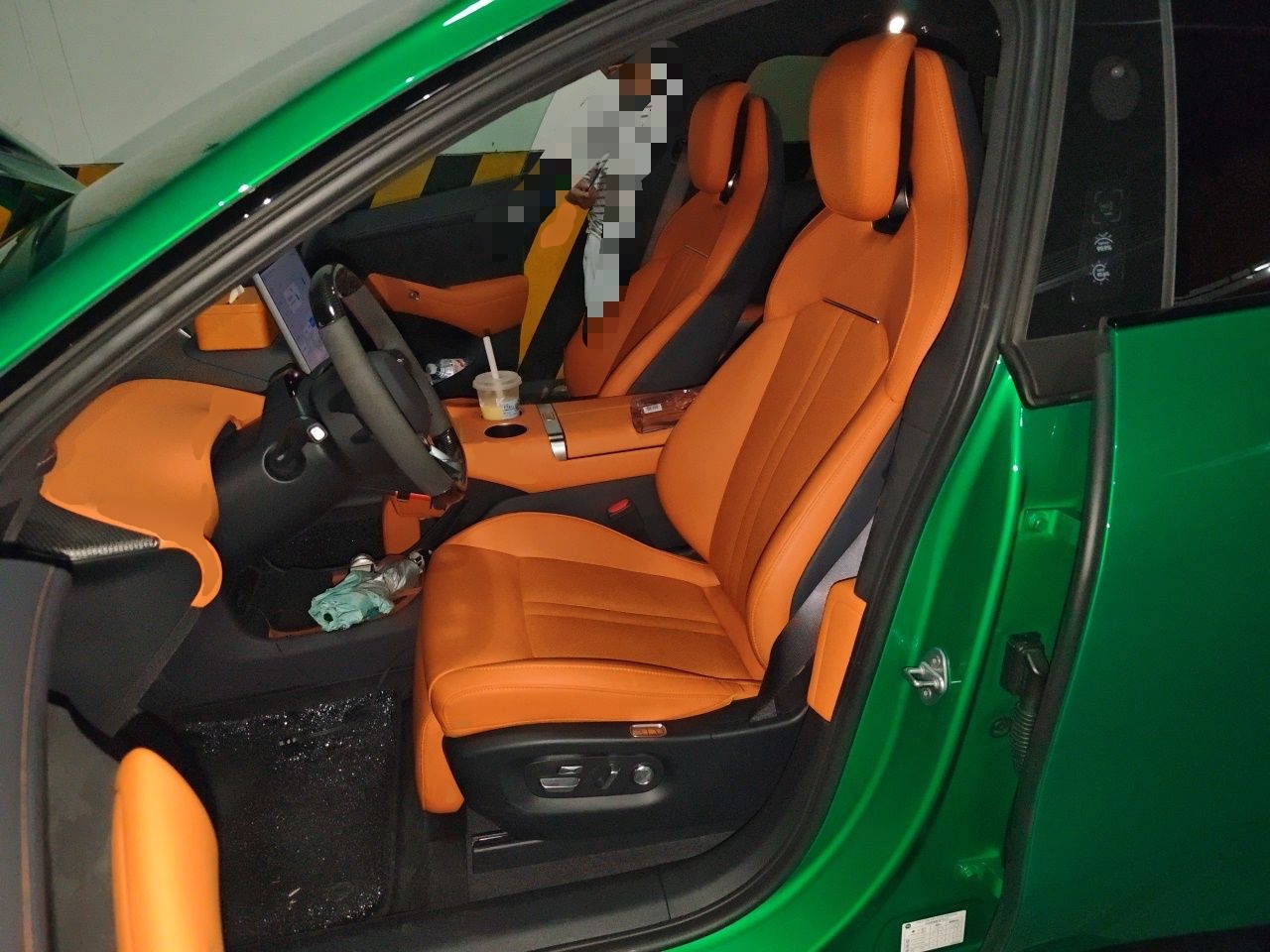 Xiaomi Auto YU7 2025 Ultra-Long Range High-Performance All-Wheel-Drive Max Edition — снимка 15
