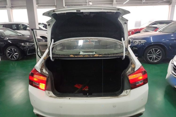 Used Honda City Classic 2012 1.5L manual Elite Edition