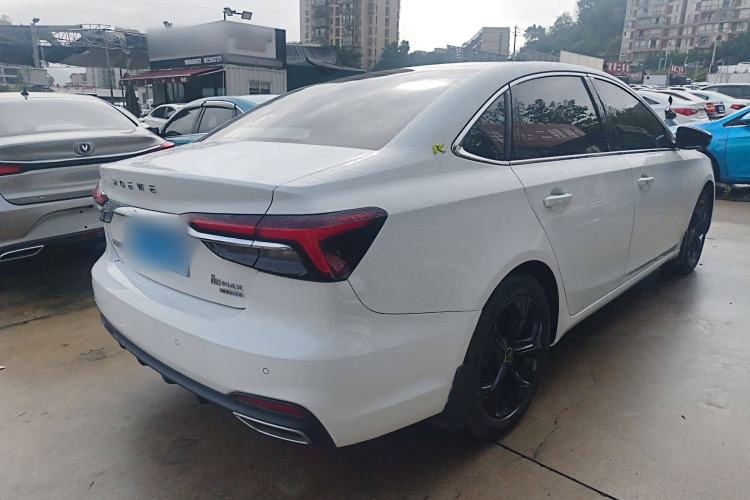 Used Roewe i6 MAX 2020 300TGI Automatic Supreme Edition with Cool Sunroof and Advanced Driving Features
