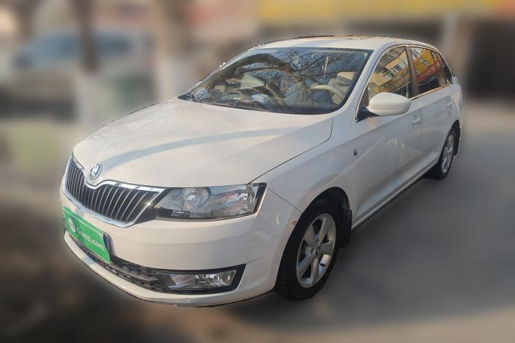 Used Skoda Rapid Spaceback 2014 1.6L Automatic Enjoyment Edition