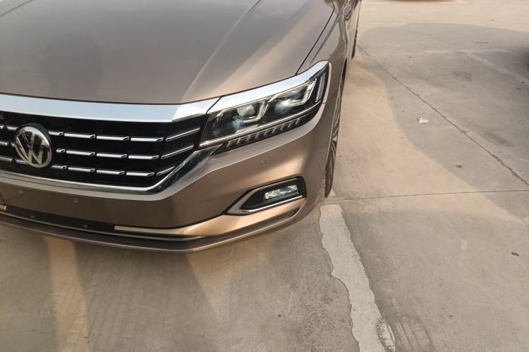 Used Volkswagen Passat 2019 330TSI Luxury Edition China VI Standard