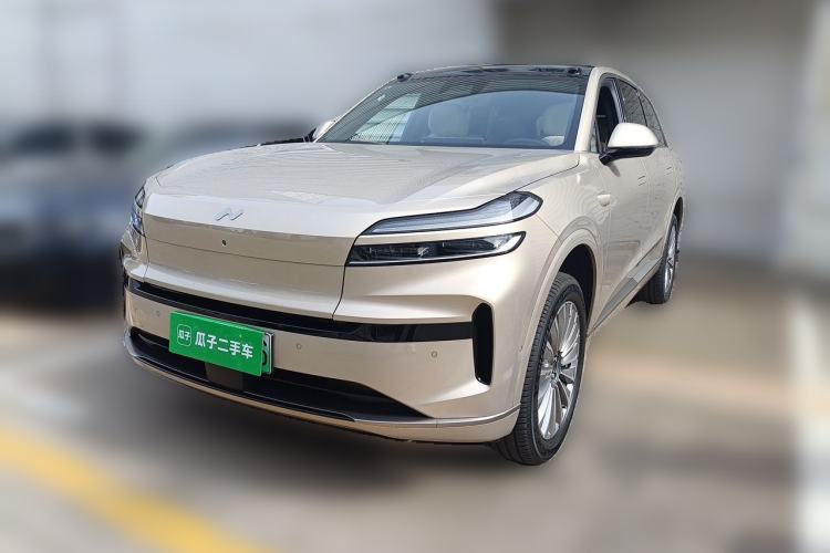 Used ONVO Luxeed L90 2025 Model—Ultra Six-Seater Version