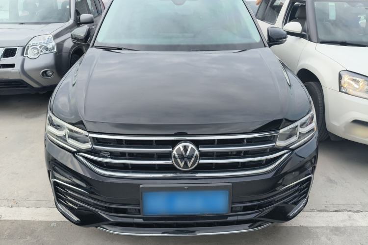 Used Volkswagen Tiguan L 2023 380TSI Automatic All-Wheel Drive R-Line Flagship 7-Seater Front