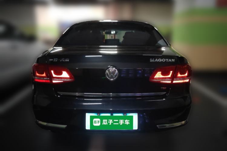Used Volkswagen Magotan 2012 Revised Version 1.8TSI Leading Edition
