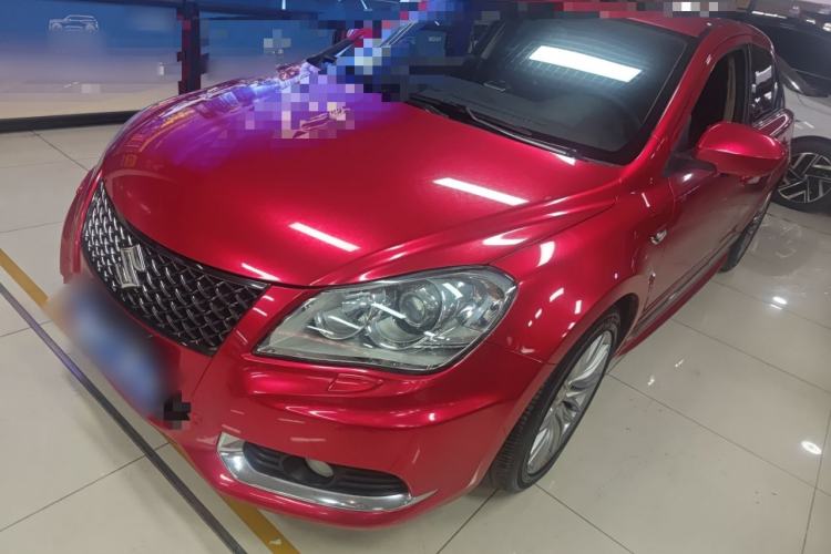 Used Suzuki Kizashi 2011 2.4L Two-Wheel Drive Sport with Navigation