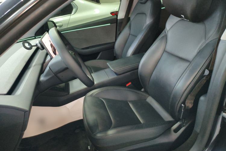 Used Tesla Model 3 2025 Rear-Wheel-Drive Version