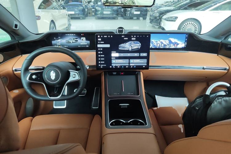 Used Hima S9T 2025 Model Range-Extended Ultra Long-Range Version Center Console