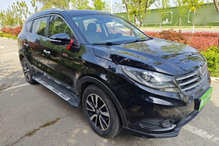 Used Dongfeng Fengon 580 2016 Revised Version 1.5T CVT Luxury Edition Front Right 45 Deg