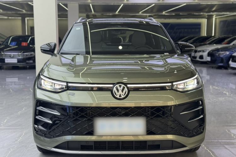 Used Volkswagen Tayron 2025 Tiguan L 380TSI 4Motion Luxury Easy Package Exterior 1