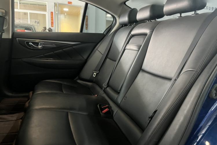 Used Infiniti Q50L 2018 2.0T Comfort Edition China VI Standard