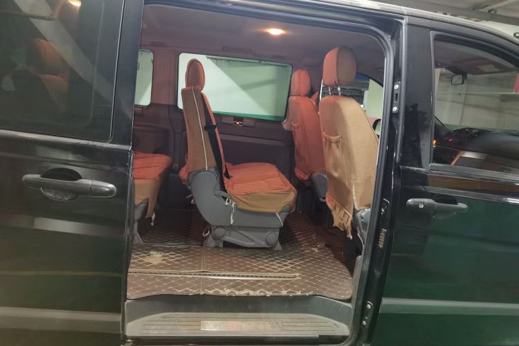 Used Mercedes-Benz Vito 2013 3.0L Elite Edition Left Rear Seat