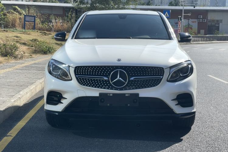 Used Mercedes-Benz GLC Coupe 2018 GLC 200 4MATIC Coupe SUV Exterior 6