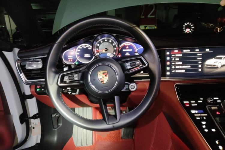 Used Porsche Panamera 2023 Panamera Executive Long Wheelbase 2.9T Steering Wheel