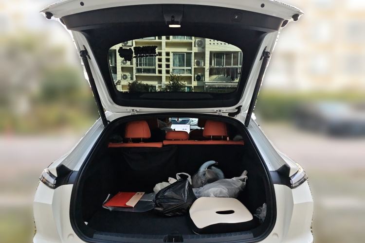 Used ONVO L60 2024 60 kWh Rear-Drive Version
