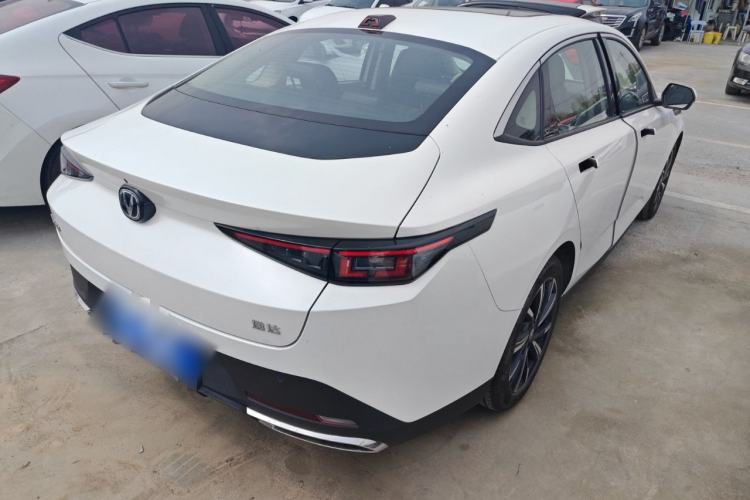 Used CHANGAN Eado DD 2023 Blue Whale NE 1.5T GDI DCT Navigation Model Rear Right 45 Deg