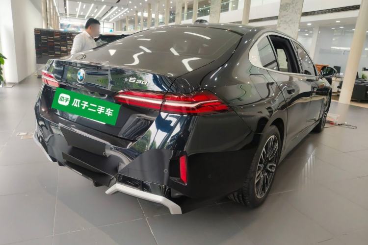 Used BMW 5 Series 2024 530Li Leading Model M Sport Package Rear Right 45 Deg