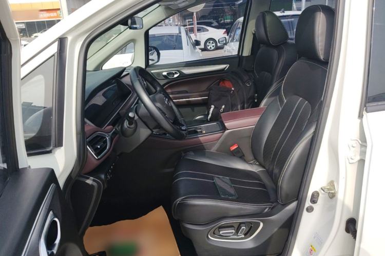 Used GAC Trumpchi M6 2021 PRO 270T Automatic Luxury Edition Left Front Seat