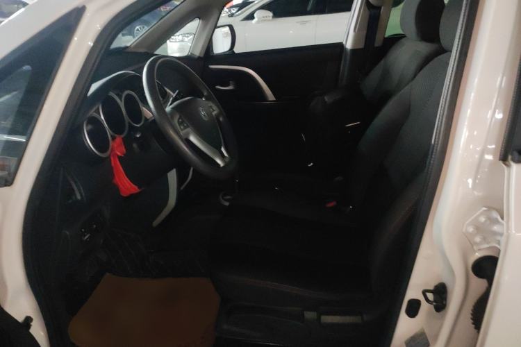 Used Changan CX20 2014 1.4L IMT Sunroof Navigation Version China IV Standard
