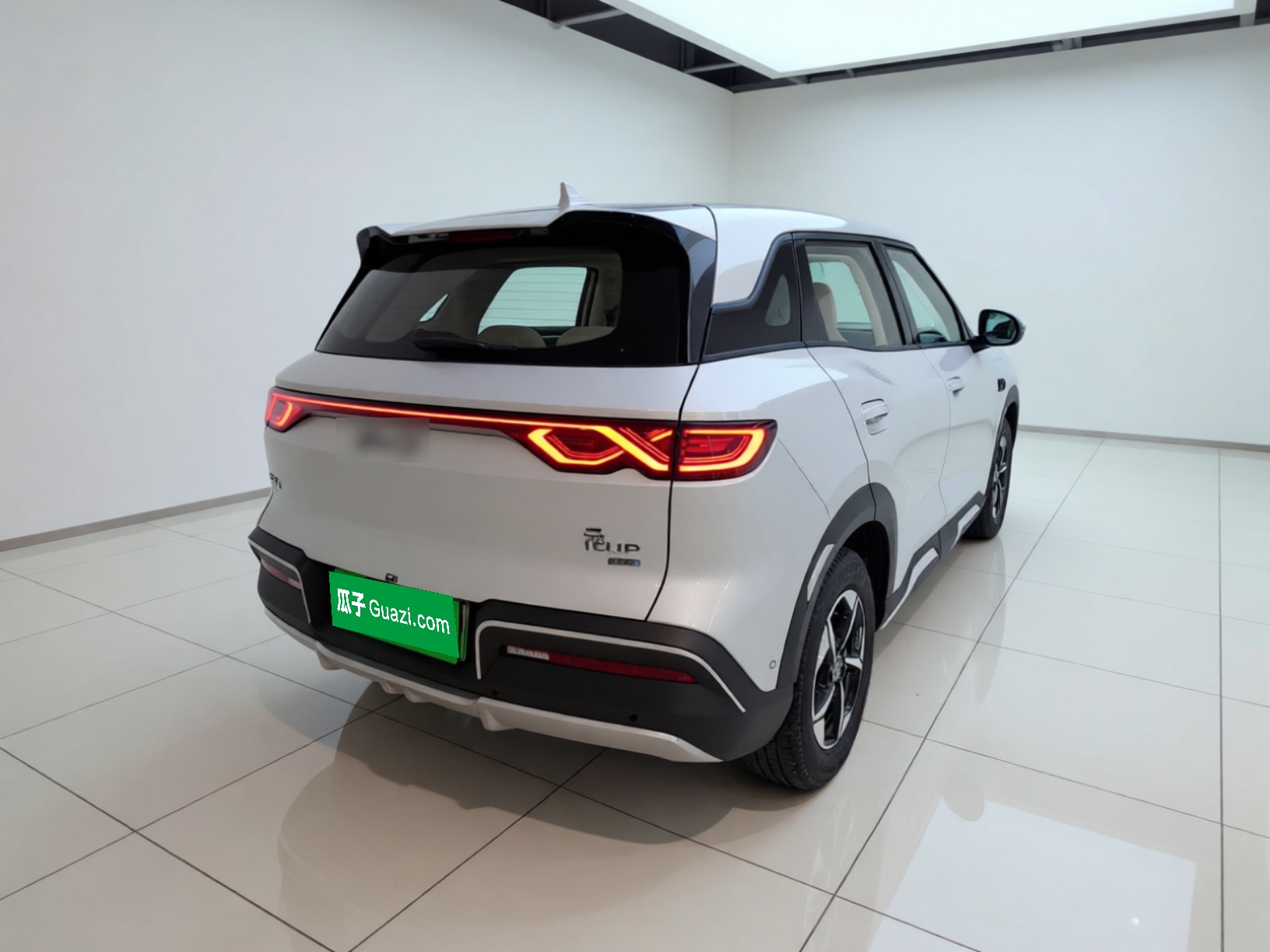 BYD Yuan UP 2025 Intelligent Driving Version 401 km Leading Edition — снимка 6
