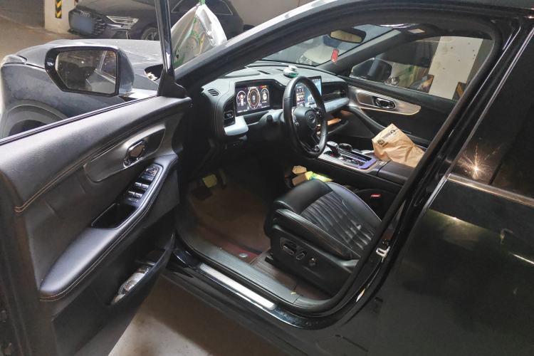 Used GAC Trumpchi GS8 2022 Double-Energy Series 2.0TM Four-Wheel Drive Premium Edition (7 Seats) Driver Seat