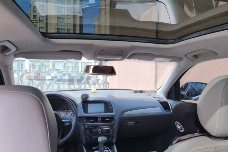 Used Audi Q5 2015 40 TFSI Trendy Edition Headliner