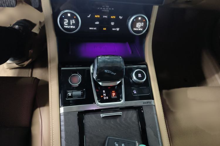 Used Jaguar XFL 2024 2.0T P250 Two-Wheel Drive Prestige Luxury Edition
