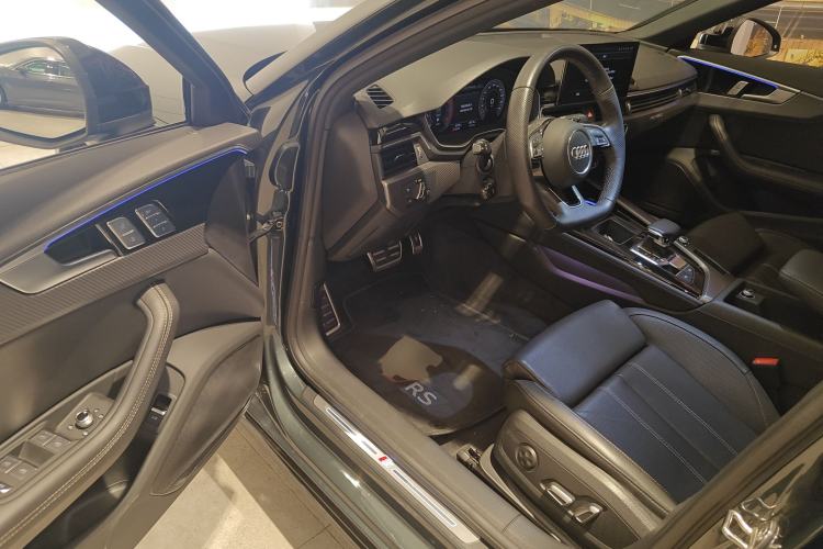 Used Audi A4L 2024 40 TFSI quattro RS Performance Package
