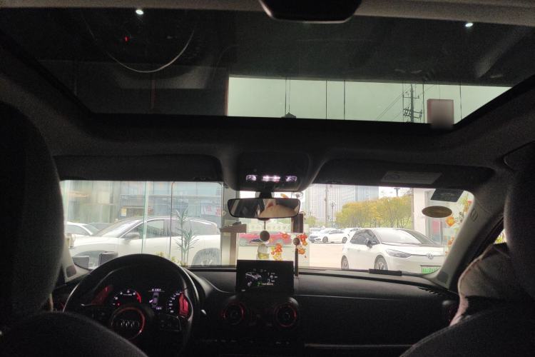 Used Audi A3 2018 30th Anniversary Edition Limousine 35 TFSI Sport Model Headliner