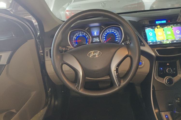 Used Hyundai Elantra (5th Generation / Langdong) 2015 1.6L Automatic Leading Model
