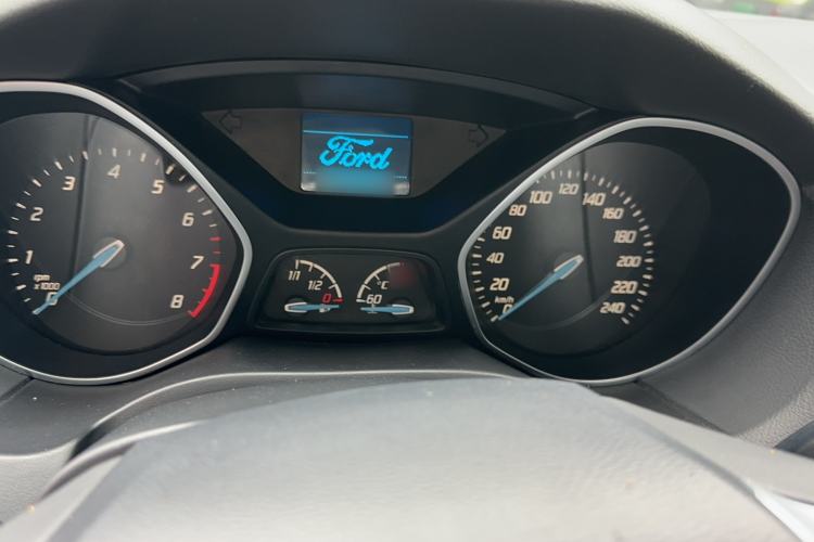 Used Ford Focus 2012 Sedan 1.6L Automatic Fashion Edition