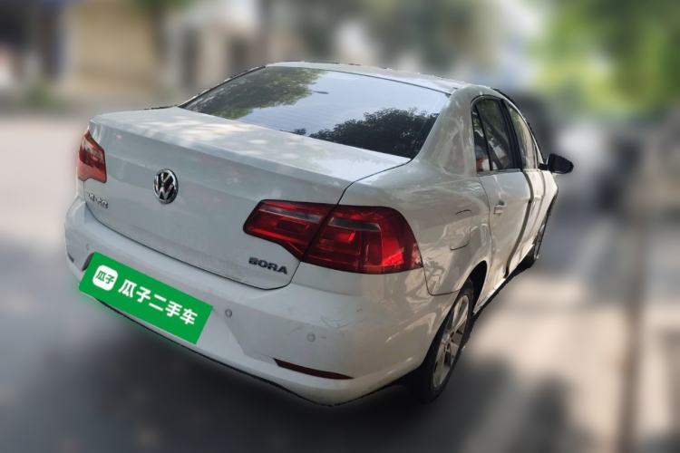 Used Volkswagen Bora 2014 1.6L Manual Comfort Model Rear Right 45 Deg