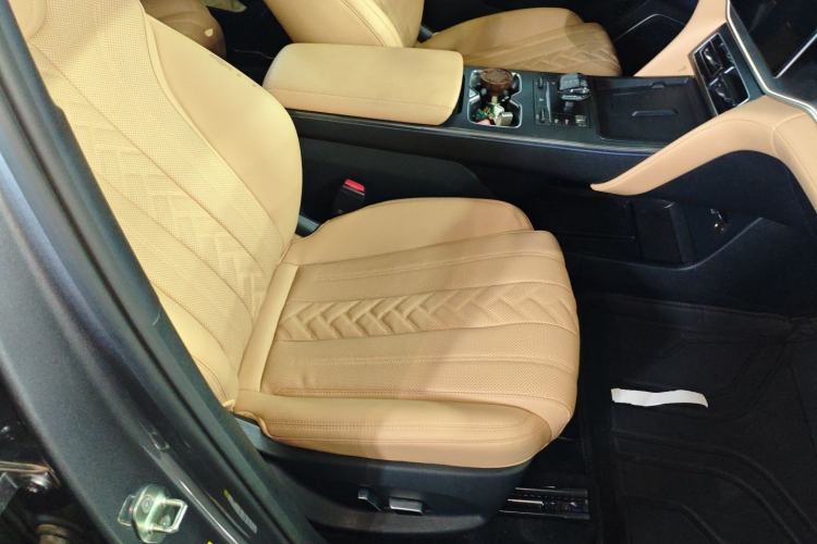 Used BYD Song L DM-i 2025 Intelligent Driving Version 112 km Beyond-Range Type