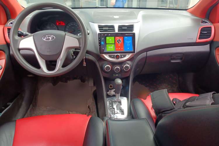 Used Hyundai Verna (older generation) 2010 Sedan 1.4L Automatic Comfort Model GS