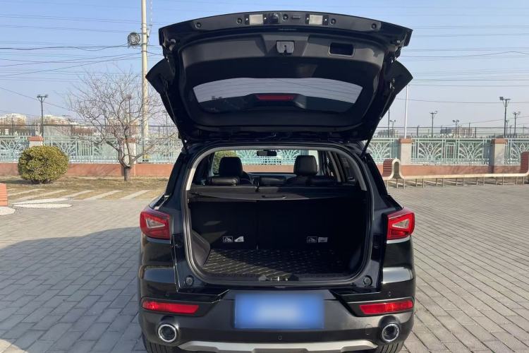 Used GAC Trumpchi GS3 2017 200T Automatic Luxury Edition Interior 7