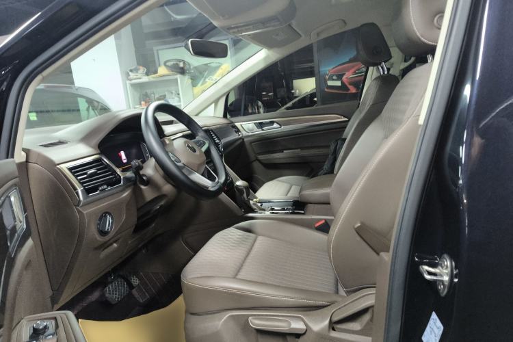 Used Volkswagen Viloran 2020 330TSI Business Edition Driver Seat