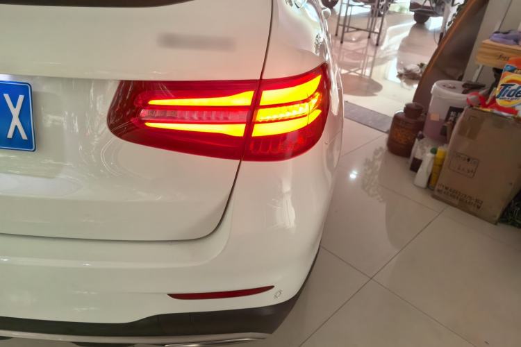 Used Mercedes-Benz GLC 2018 GLC 260 4MATIC Dynamic Edition Exterior 6