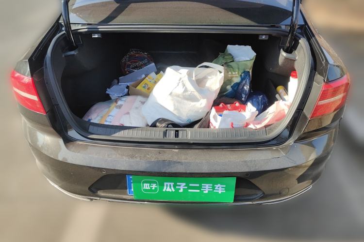 Used Volkswagen Magotan 2018 Facelift 380TSI DSG Luxury Version Trunk