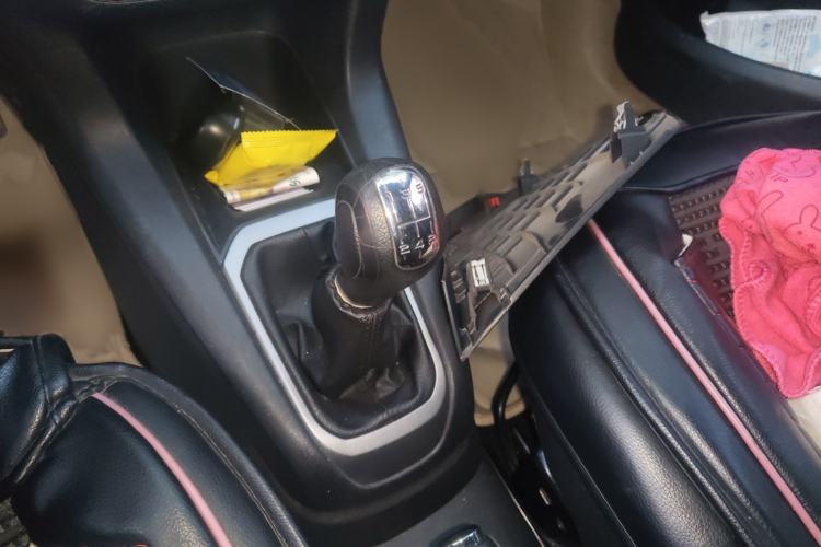 Used Citroen Elysee 2016 1.6L Manual Fashion Edition Gear Lever